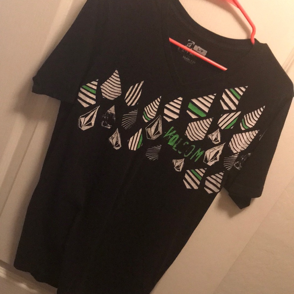 Volvo’s vneck